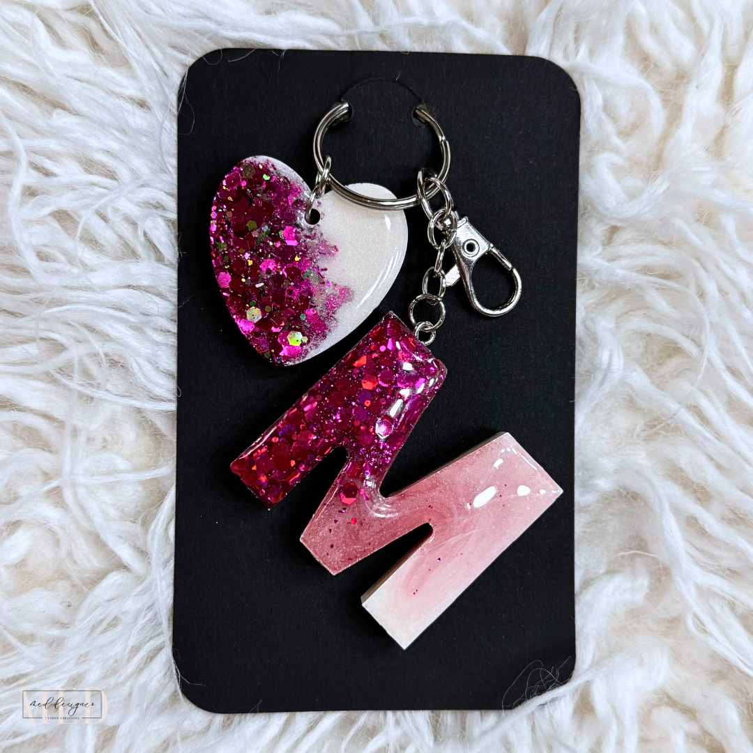 strawberries & cream alphabet letter keychain 🍓
