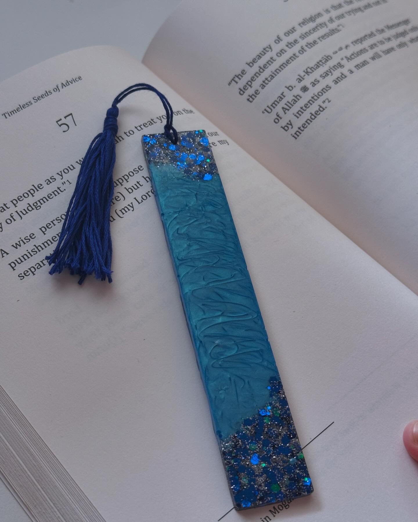 glam bookmark + keychain set 📚